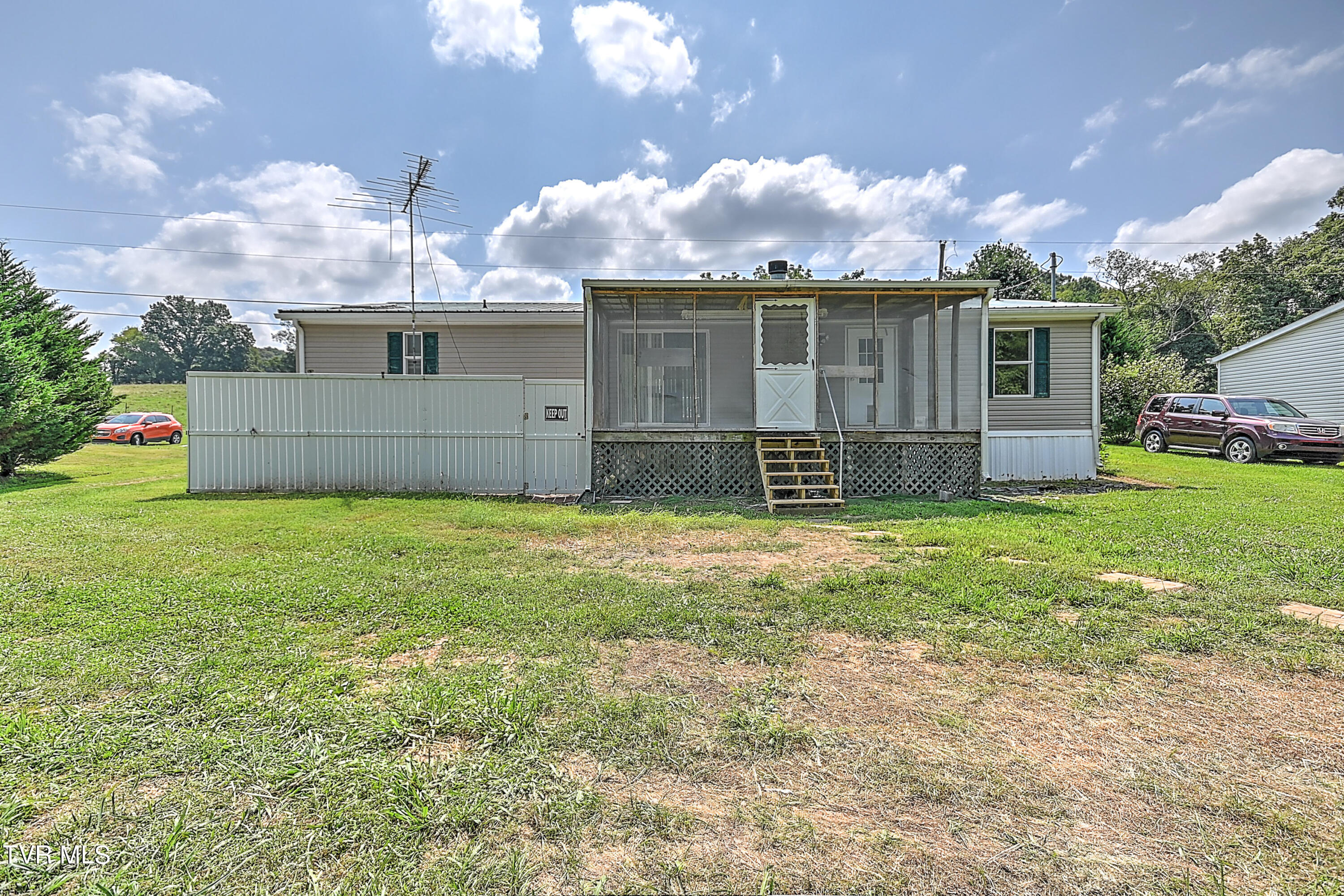 4045 Afton Road Afton, TN 37616 - Photo 31 of 36 31