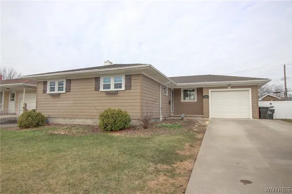 $274,900 | 66 Westwood Drive, Tonawanda, NY 14150