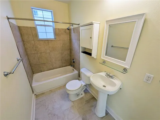 $1,400 | 2221 St Philip Street, New Orleans, LA 70119