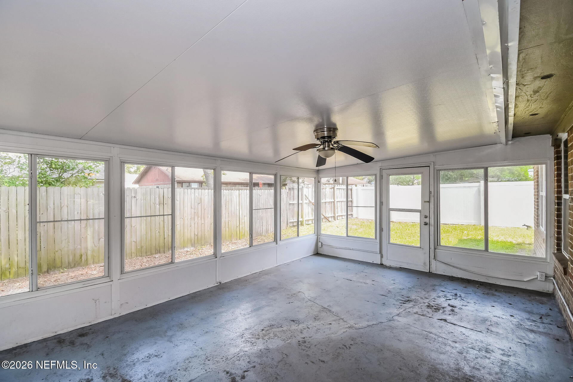 6064 Gulf Road West Jacksonville, FL 32244 - Photo 13 of 21 013-photo-sun-room-15504935