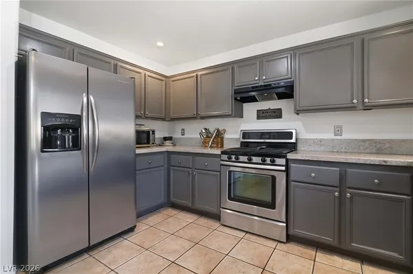 $520,000 | 330 Laguna Glen Drive, Henderson, NV 89014