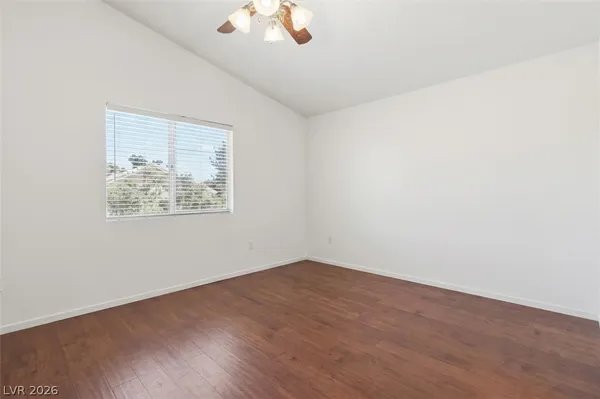 $520,000 | 330 Laguna Glen Drive, Henderson, NV 89014