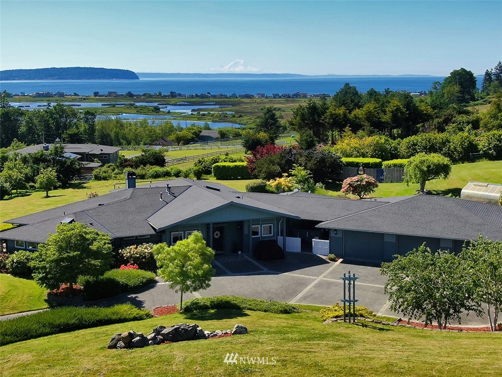 1966 East Hillvista Road Freeland, WA 98249 - Photo 2 of 40 Gallery Image 2