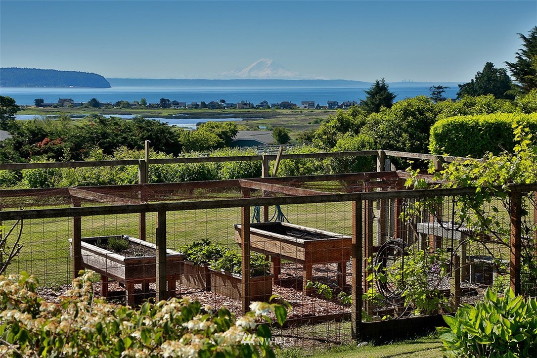 1966 East Hillvista Road Freeland, WA 98249 - Photo 39 of 40 Gallery Image 39