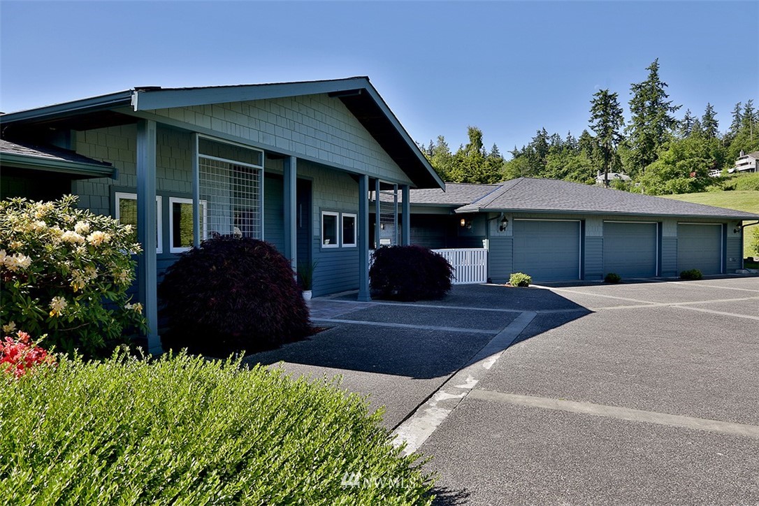 1966 East Hillvista Road Freeland, WA 98249 - Photo 6 of 40 Gallery Image 6
