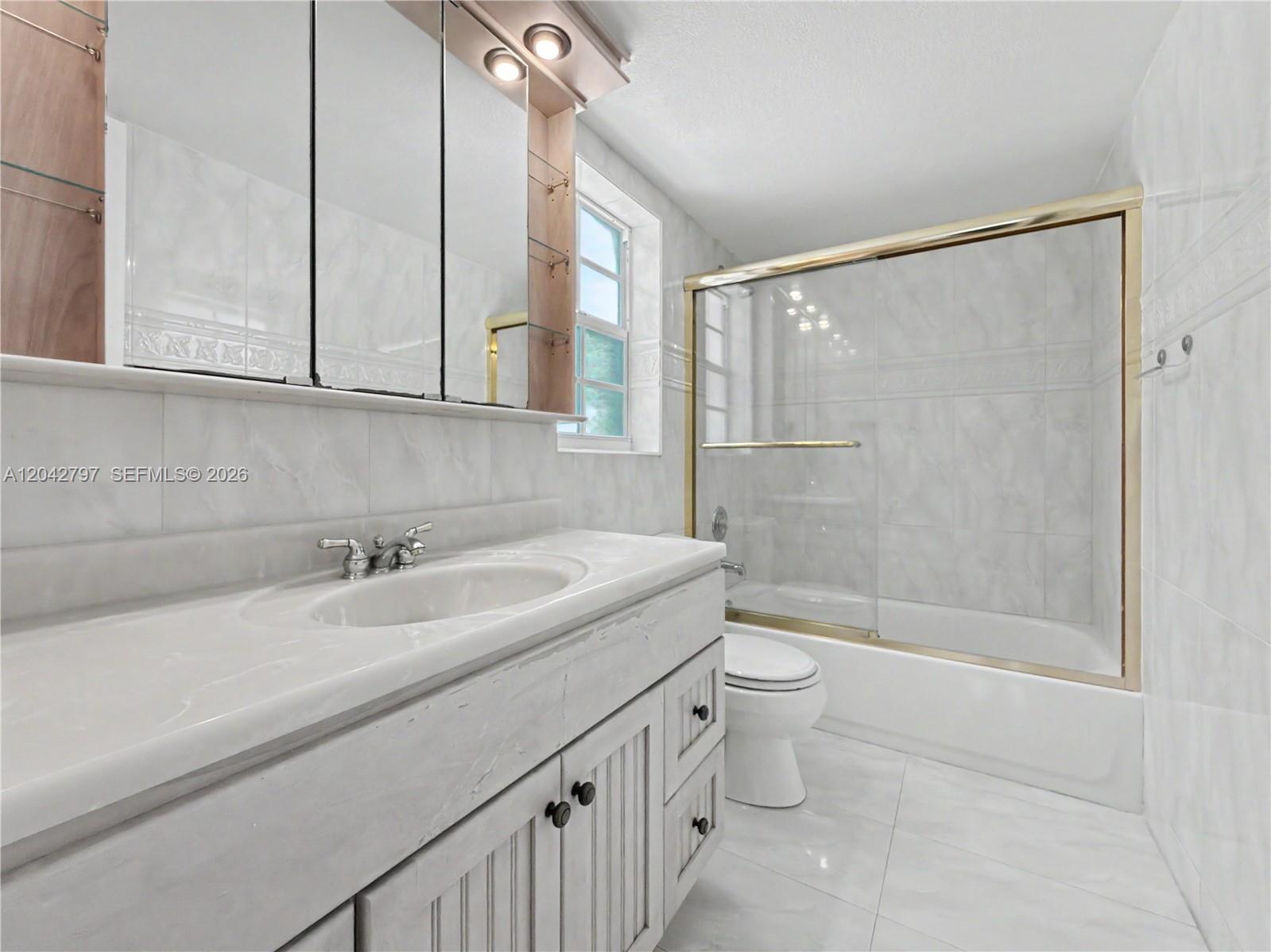 10262 Southwest 127th Place Miami, FL 33186 - Photo 23 of 29