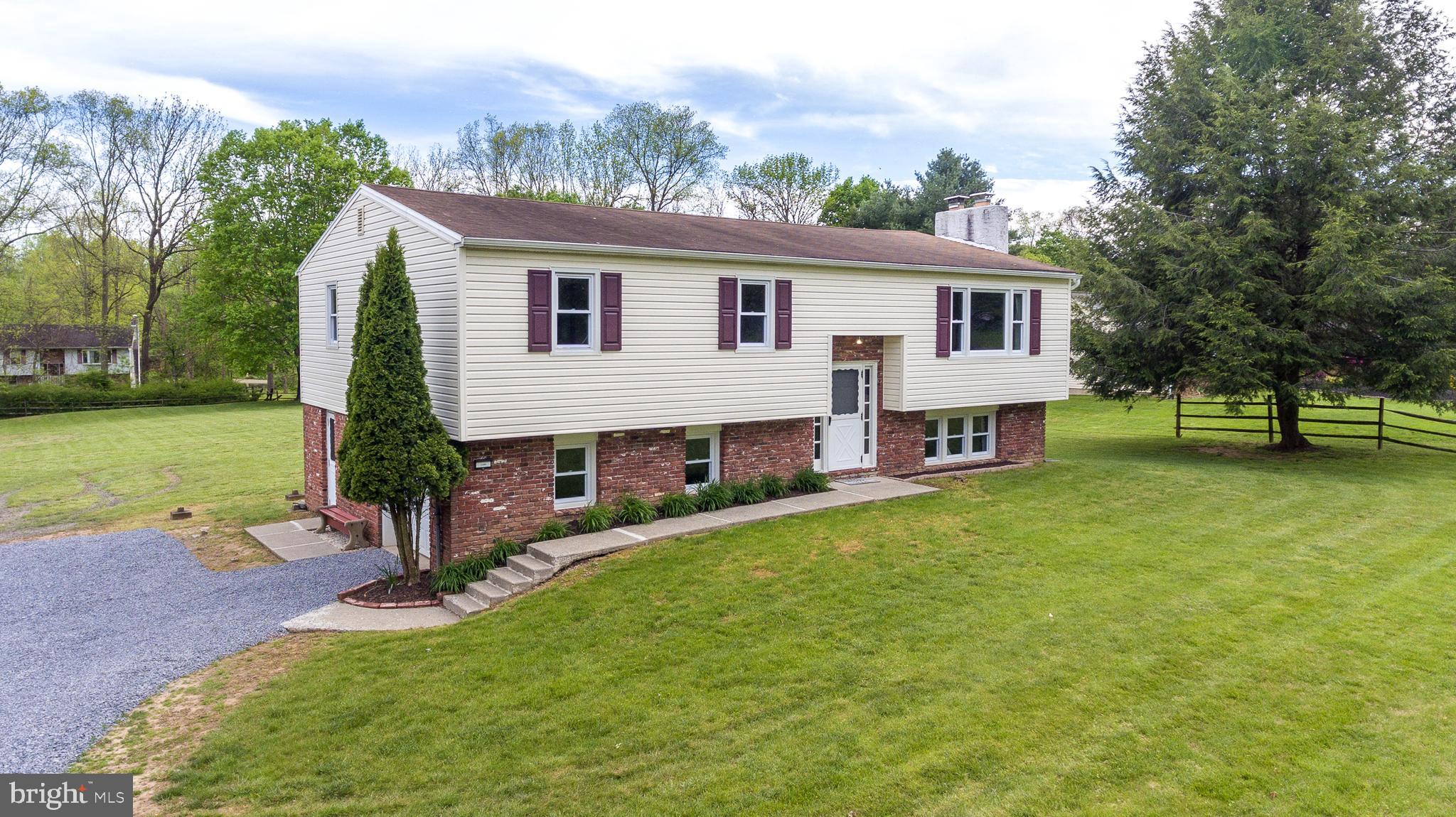 3398 Highway 212 Riegelsville, PA 18077 - Photo 1 of 28 Gallery Image 1