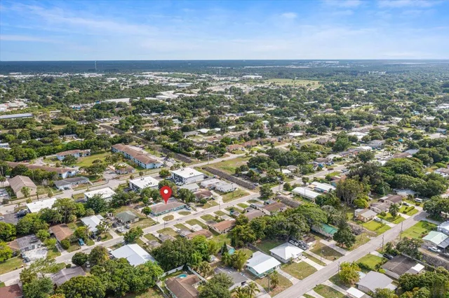 $590,000 | 607 Palm Avenue, Fort Pierce, FL 34982