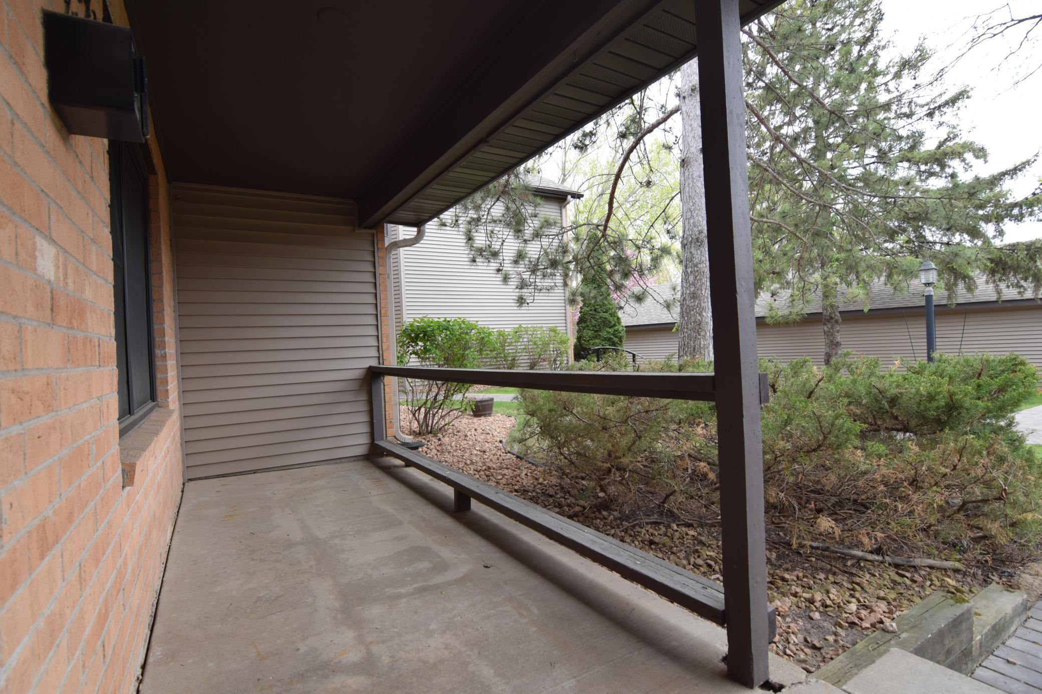 11039 Oregon Circle Bloomington, MN 55438 - Photo 27 of 32