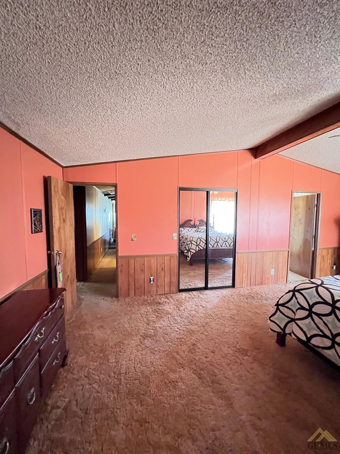 Undisclosed Address Caliente, CA 93518 - Photo 19 of 54 a view of livingroom with furniture