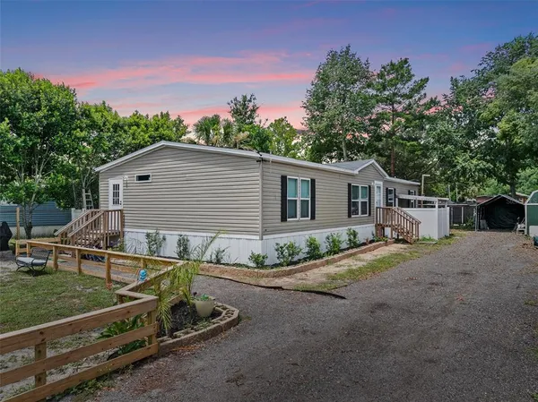$334,900 | 42215 Beech Avenue, DeLand, FL 32720