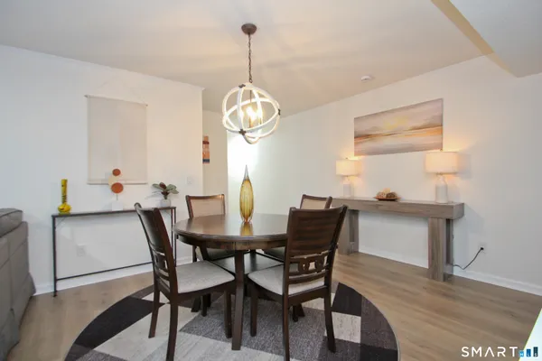 $2,200 | 1 Concorde Way, Unit B3, Windsor Locks, CT 06096