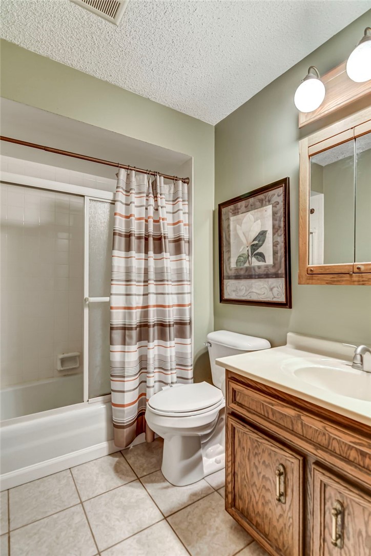 4633 Butler Drive Decatur, IL 62526 - Photo 25 of 45 Gallery Image 25