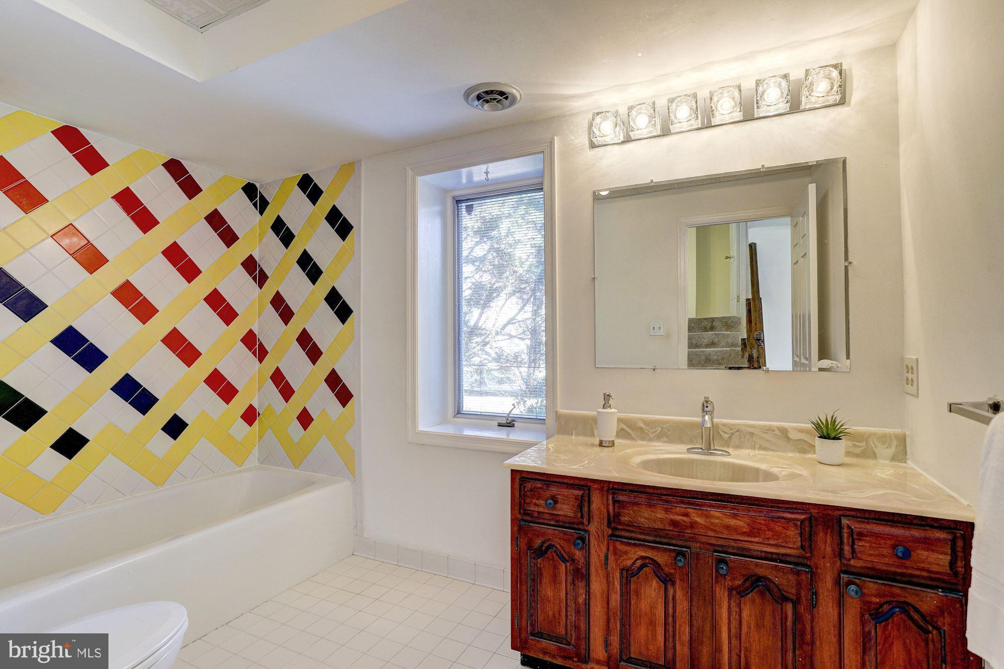 11501 Johns Hopkins Road Fulton, MD 20759 - Photo 16 of 44 Full Bath