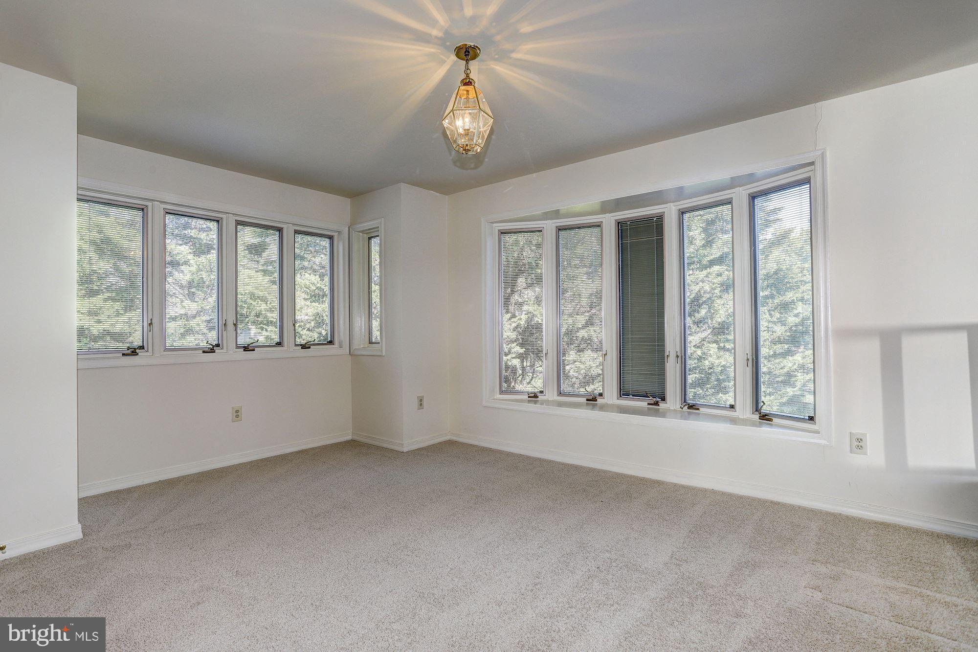 11501 Johns Hopkins Road Fulton, MD 20759 - Photo 21 of 44 Primary Suite Sitting Room