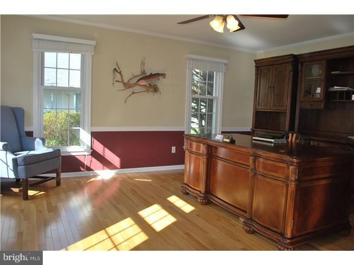 205 Julie Road Chalfont, PA 18914 - Photo 5 of 24 Gallery Image 5