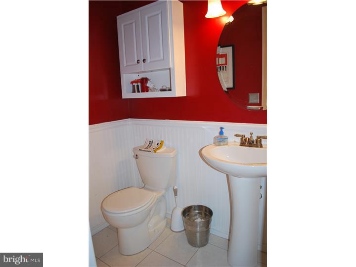 205 Julie Road Chalfont, PA 18914 - Photo 9 of 24 Gallery Image 9