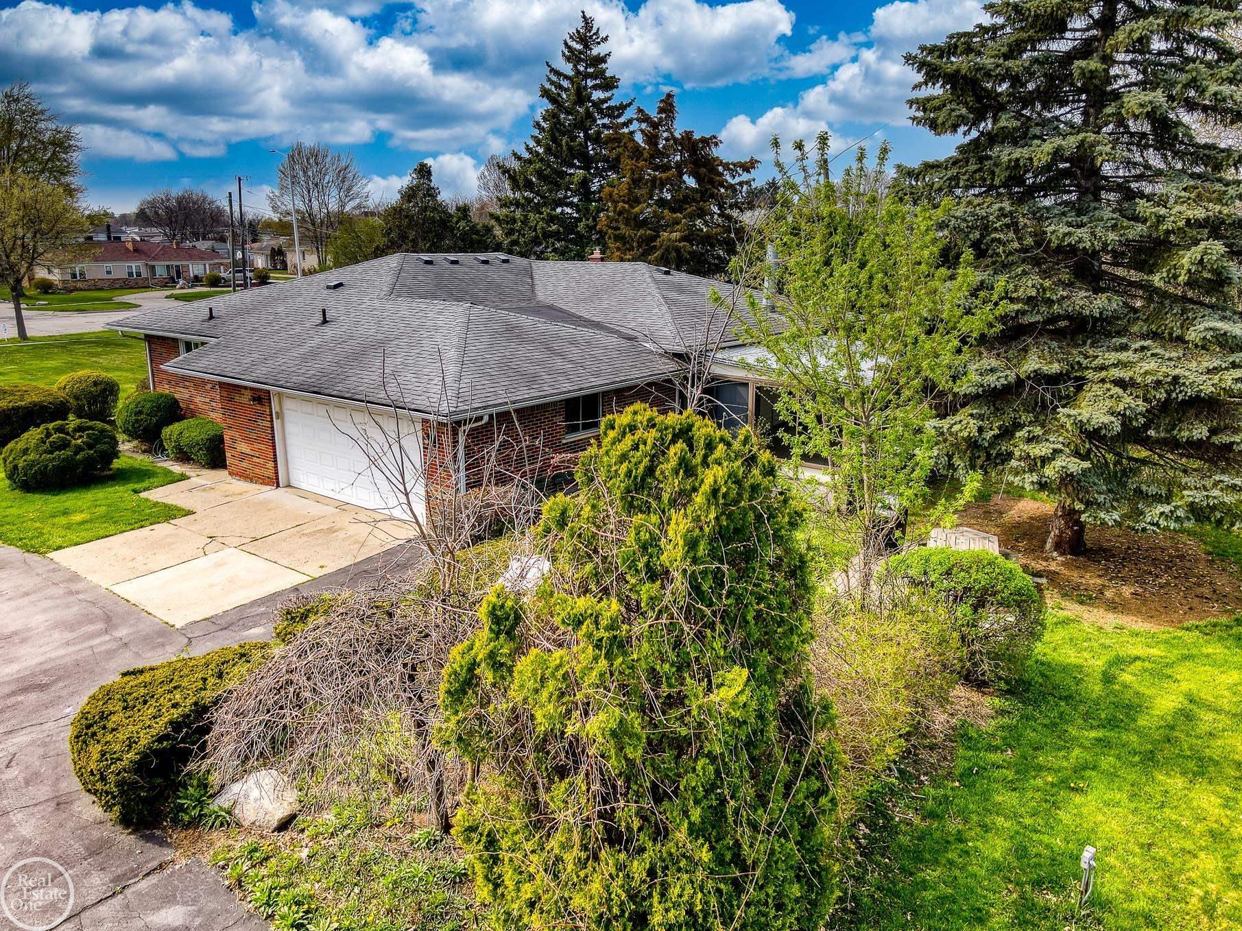 39460 Ryan Road Sterling Heights, MI 48310 - Photo 44 of 54 50106406-43.JPG