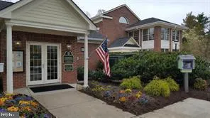 $1,950 | 3916 Penderview Drive, Unit 436, Fairfax, VA 22033