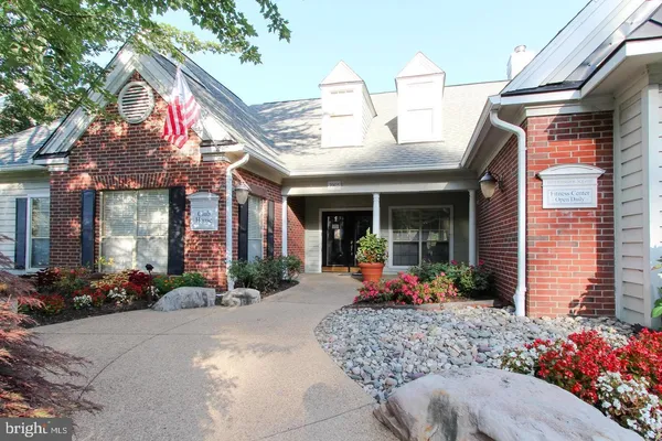 $1,950 | 3916 Penderview Drive, Unit 436, Fairfax, VA 22033