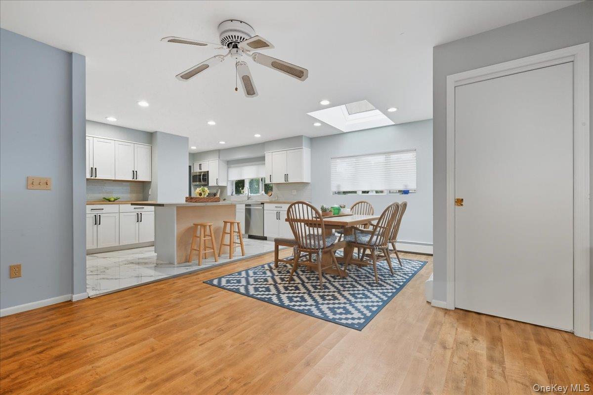 16 Ridge Drive East Roslyn, NY 11576 - Photo 13 of 40