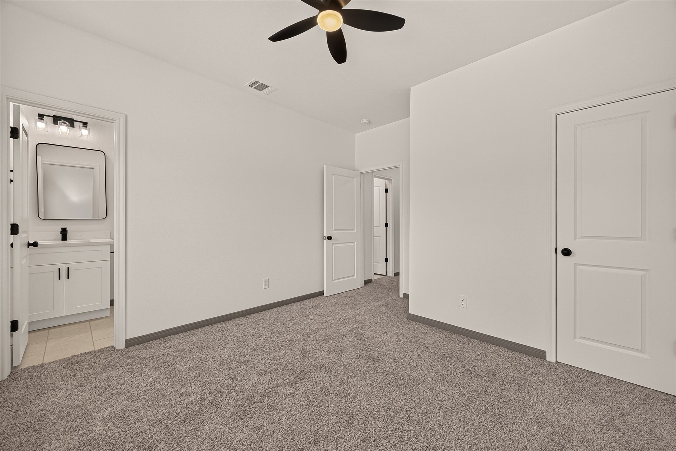 8306 Tidwell Road, Unit B Houston, TX 77028 - Photo 19 of 24