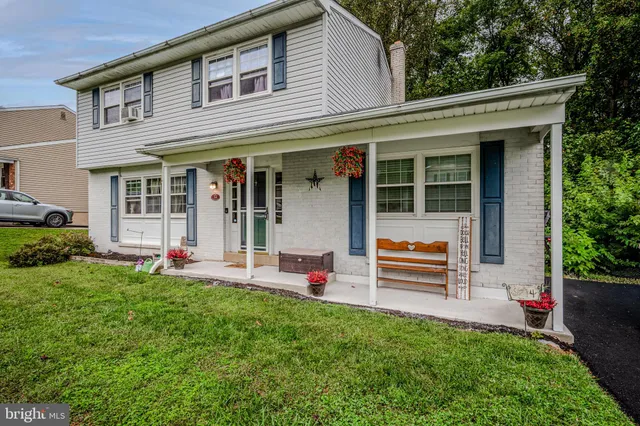 $389,900 | 14 Worral Court, Newark, DE 19711