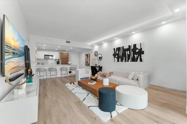 $3,800 | 1100 South Miami Avenue, Unit 4008, Miami, FL 33130