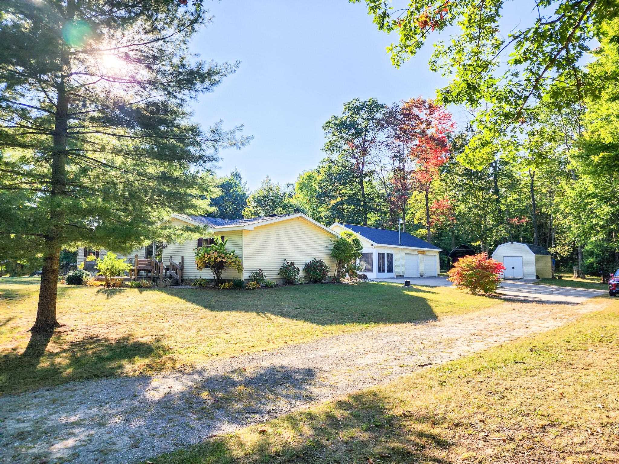 3901 East Long Lake Road Harrison, MI 48625 - Photo 1 of 63