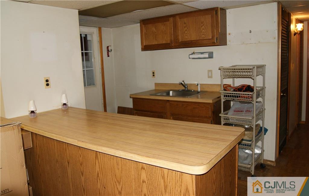 1815 Oak Road North Brunswick, NJ 08902 - Photo 12 of 24 Gallery Image 12