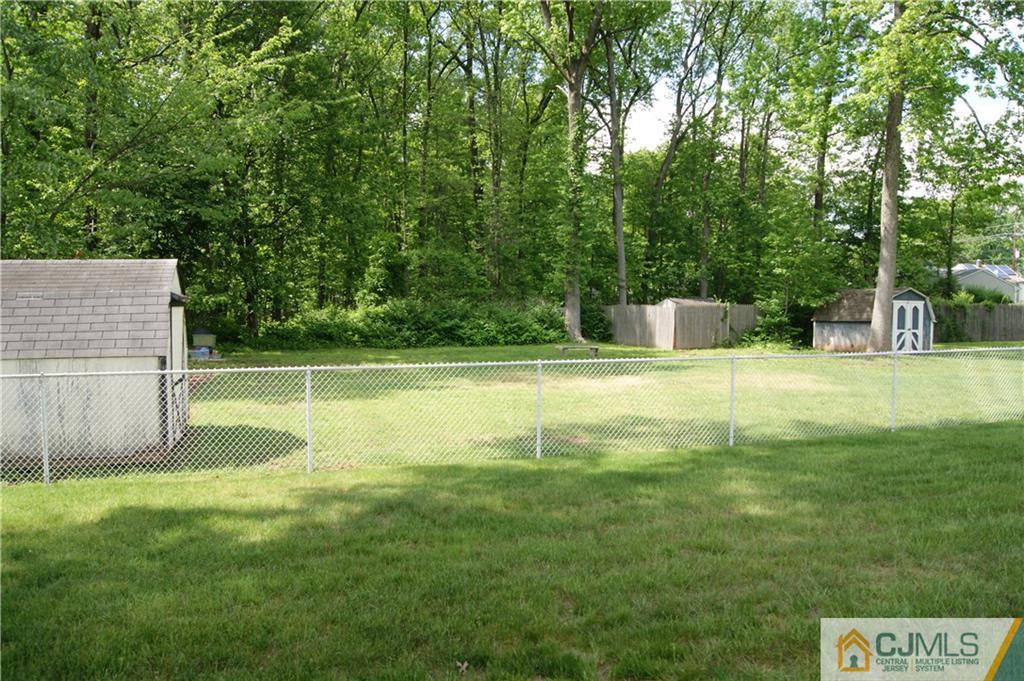 1815 Oak Road North Brunswick, NJ 08902 - Photo 23 of 24 Gallery Image 23