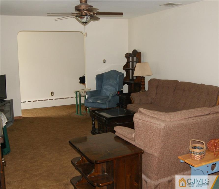 1815 Oak Road North Brunswick, NJ 08902 - Photo 6 of 24 Gallery Image 6