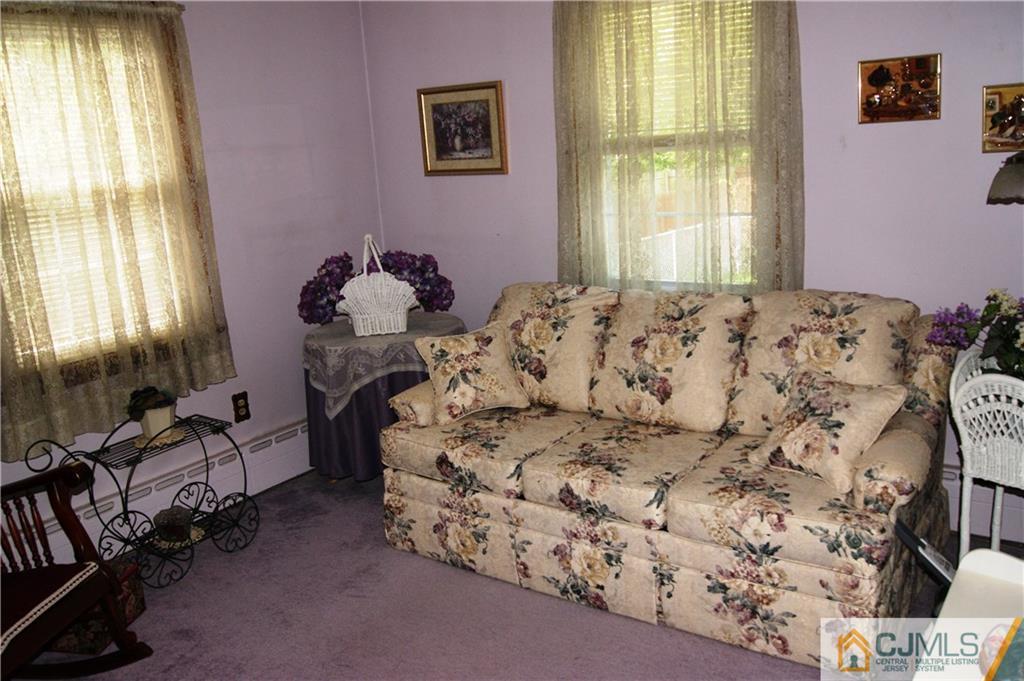 1815 Oak Road North Brunswick, NJ 08902 - Photo 8 of 24 Gallery Image 8