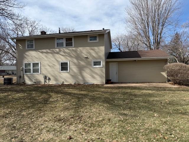 311 Meredith Road Albert Lea, MN 56007 - Photo 3 of 22