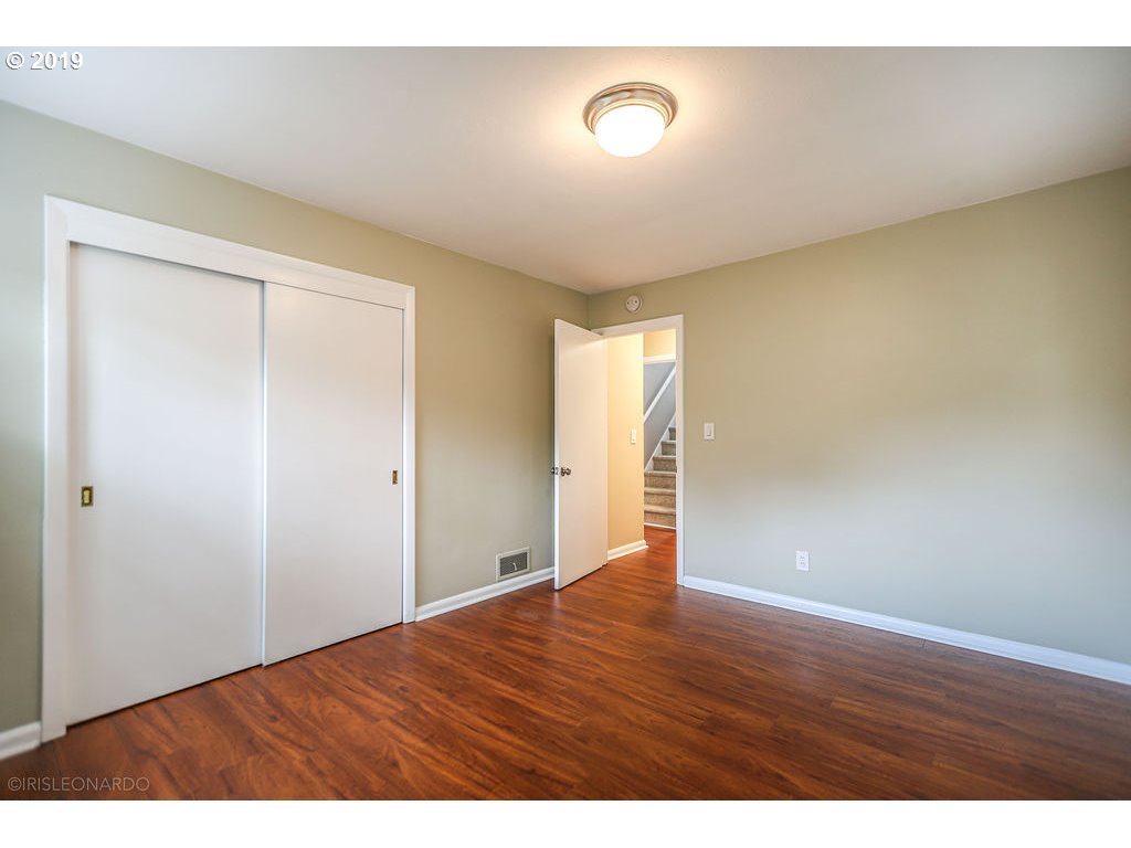 5600 Southwest Vermont Street Portland, OR 97219 - Photo 14 of 28 Gallery Image 14