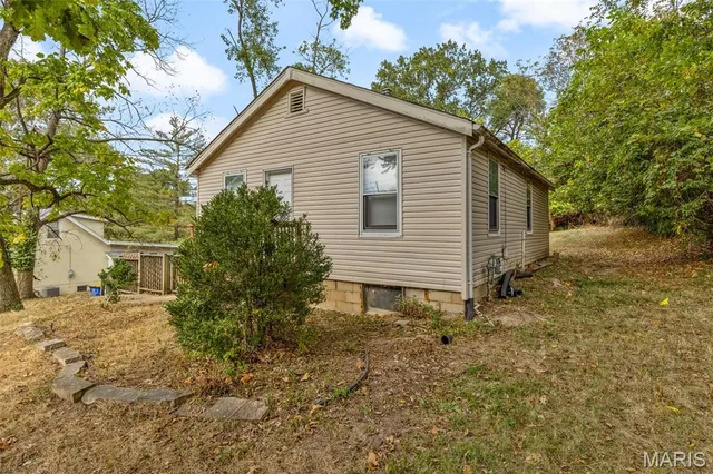 $135,000 | 10651 Thorpe Avenue, St. Louis, MO 63114