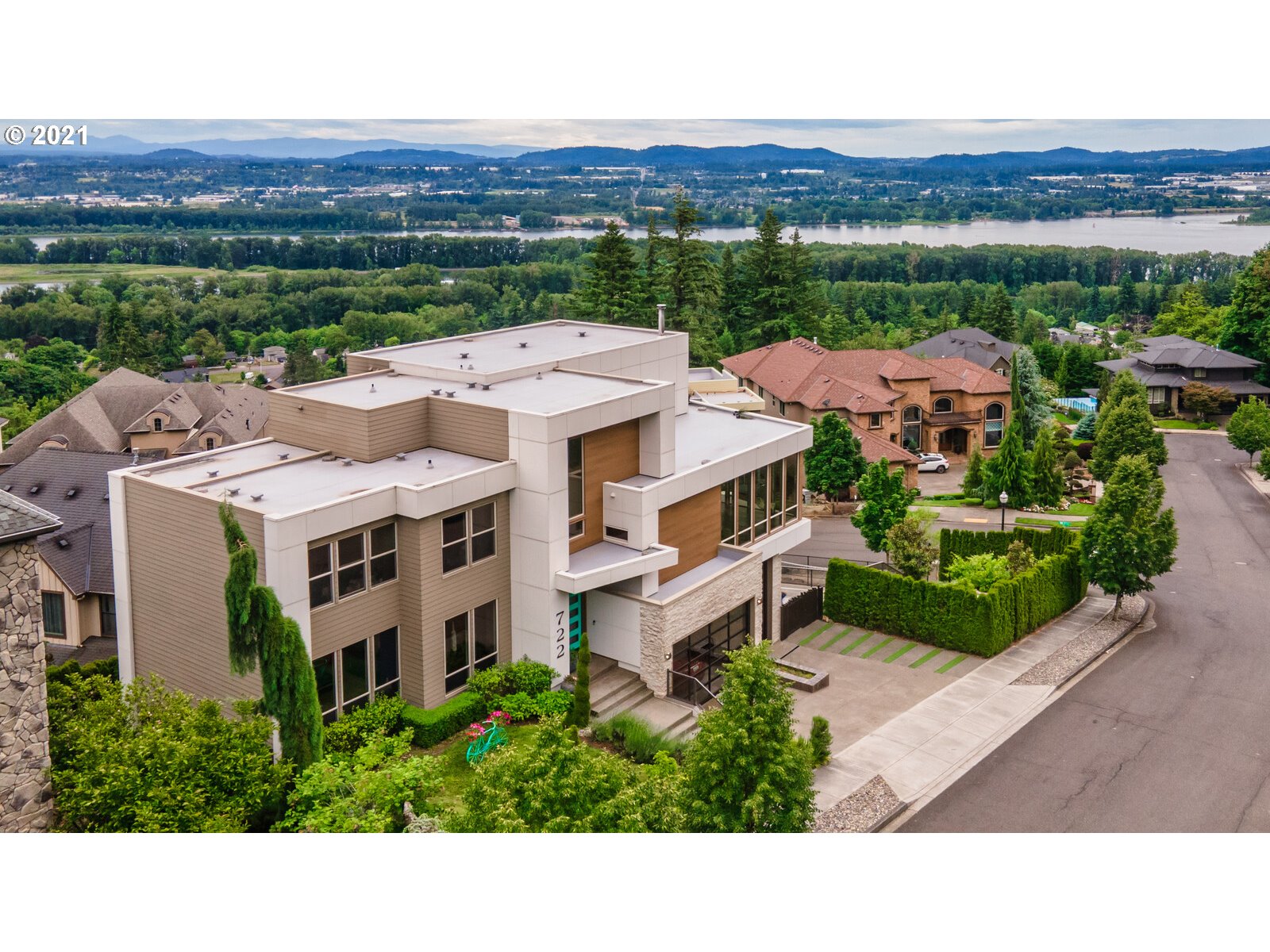 722 Northwest Valley Street Camas, WA 98607 - Photo 2 of 30 Gallery Image 2