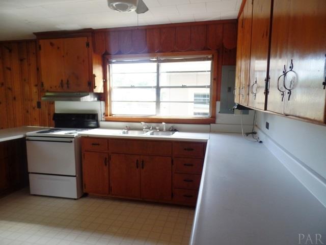 7710 Archie Street Century, FL 32535 - Photo 6 of 21 Gallery Image 6