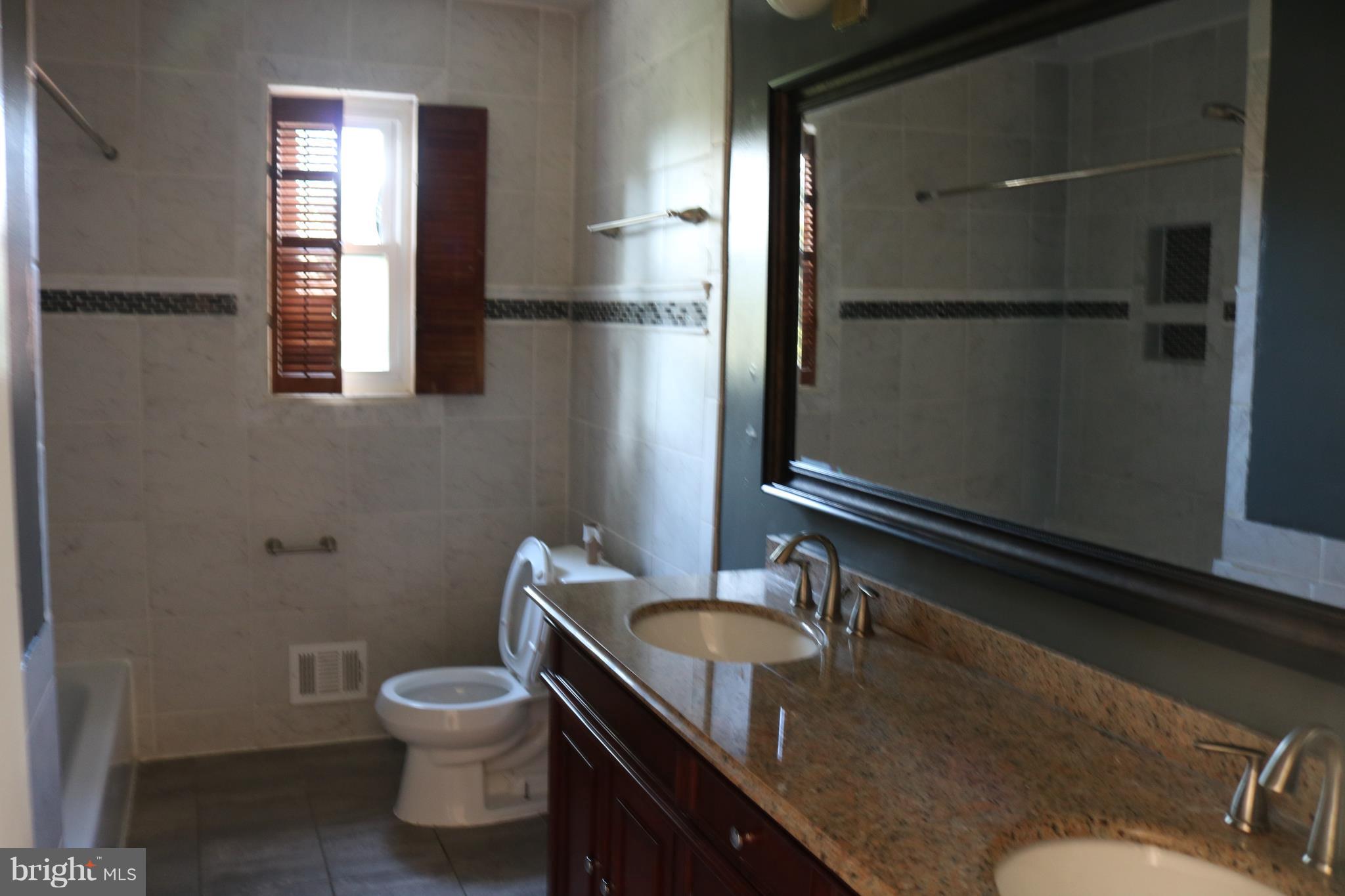 9604 Mt Pisgah Road Silver Spring, MD 20903 - Photo 12 of 17 Bath