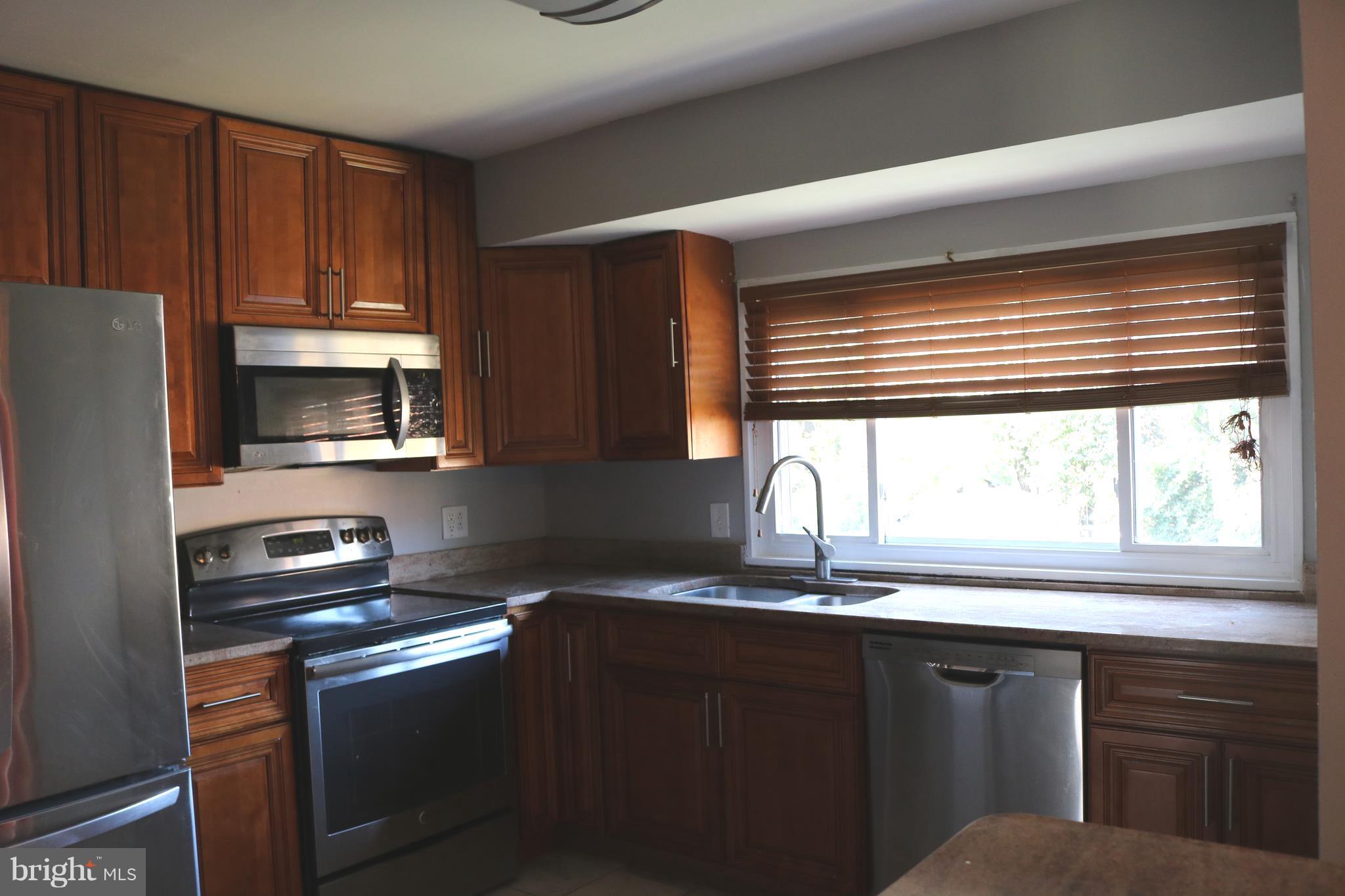 9604 Mt Pisgah Road Silver Spring, MD 20903 - Photo 9 of 17 Kitchen