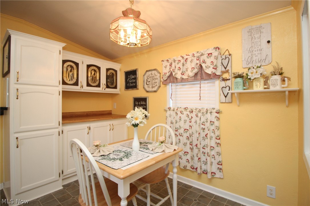 12921 Springfield Road, Unit 67N New Springfield, OH 44443 - Photo 8 of 24