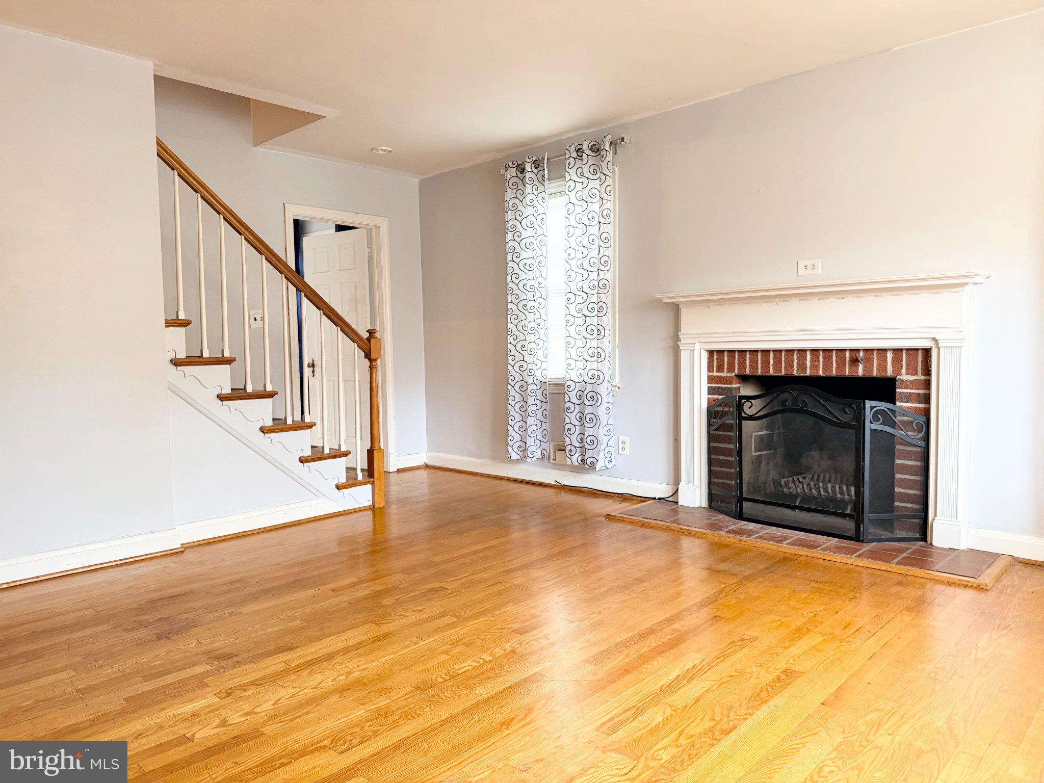 1615 Burnwood Road Baltimore, MD 21239 - Photo 6 of 83 Bright and inviting living space.