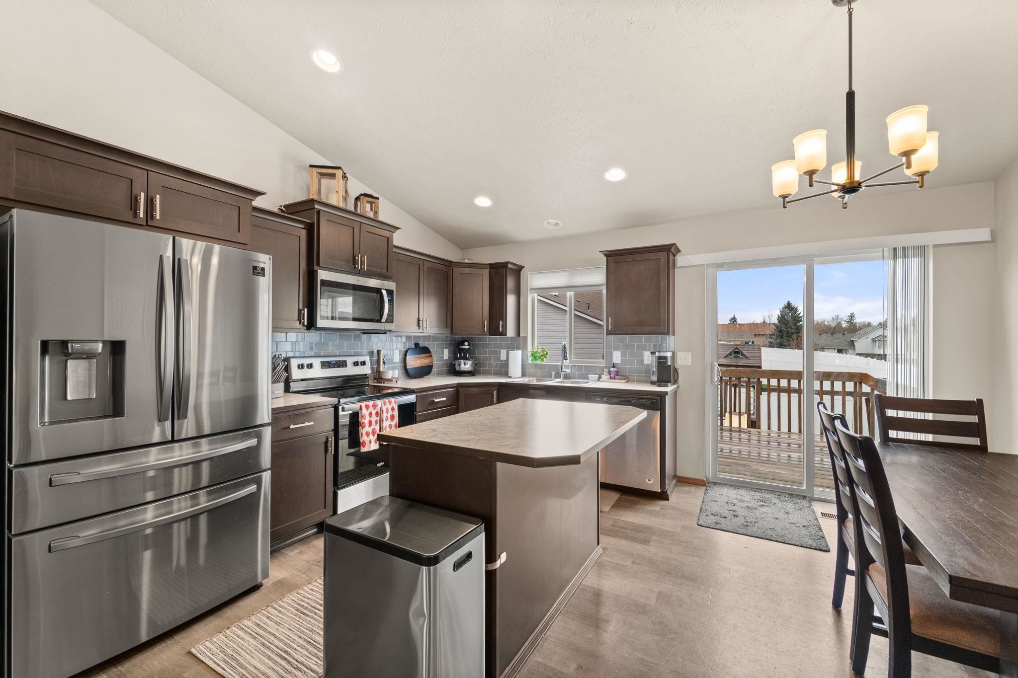 1316 South Pierce Road Spokane Valley, WA 99206 - Photo 7 of 38