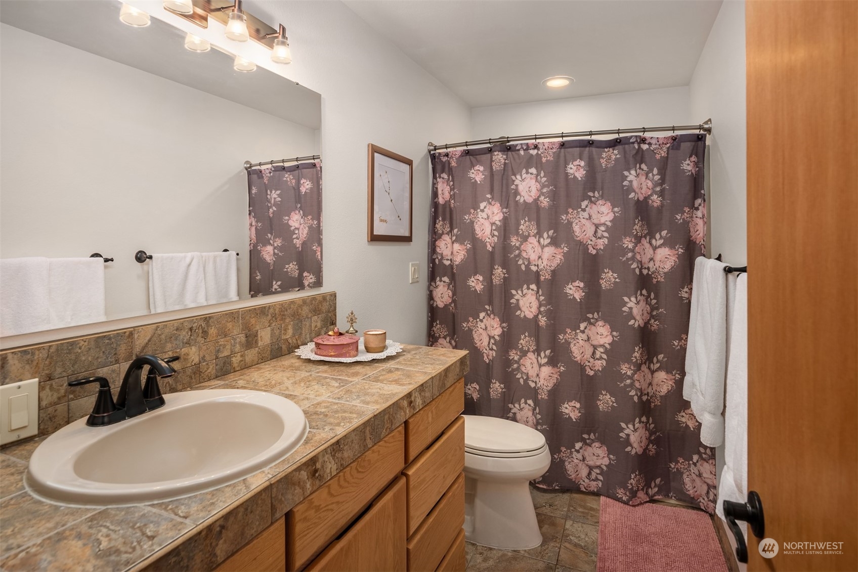 676 Meeks Road Wenatchee, WA 98801 - Photo 11 of 40 Gallery Image 11
