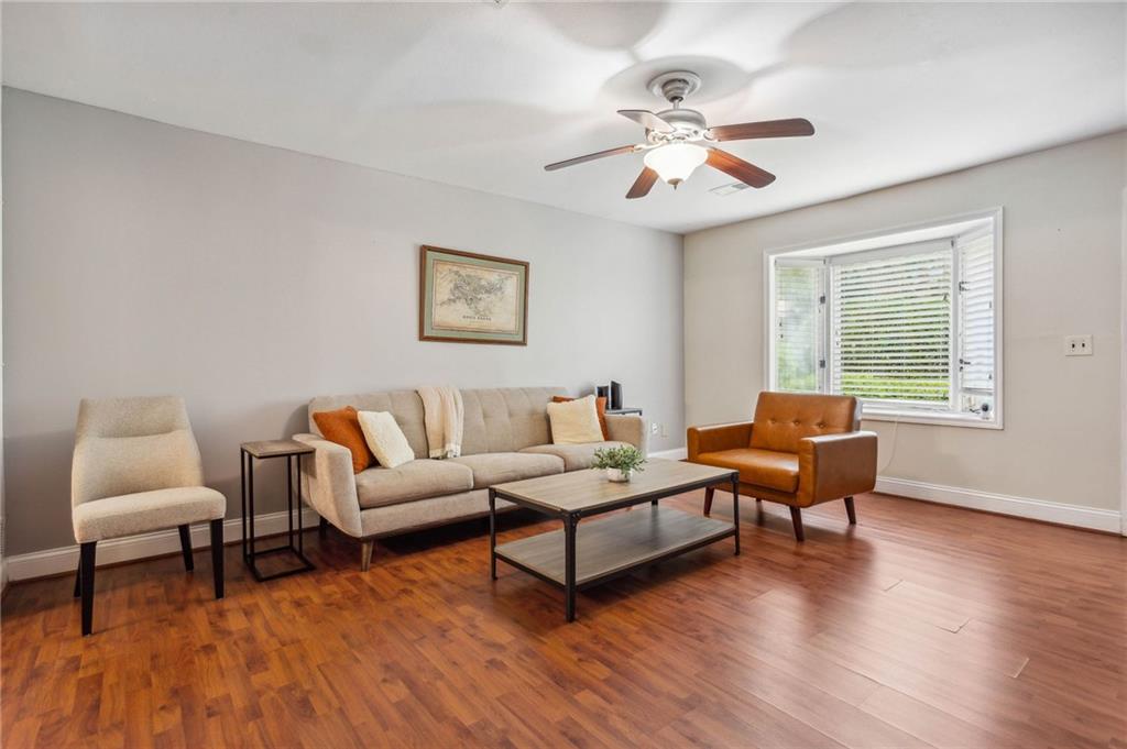 102 Holcomb Ferry Road Roswell, GA 30076 - Photo 7 of 27