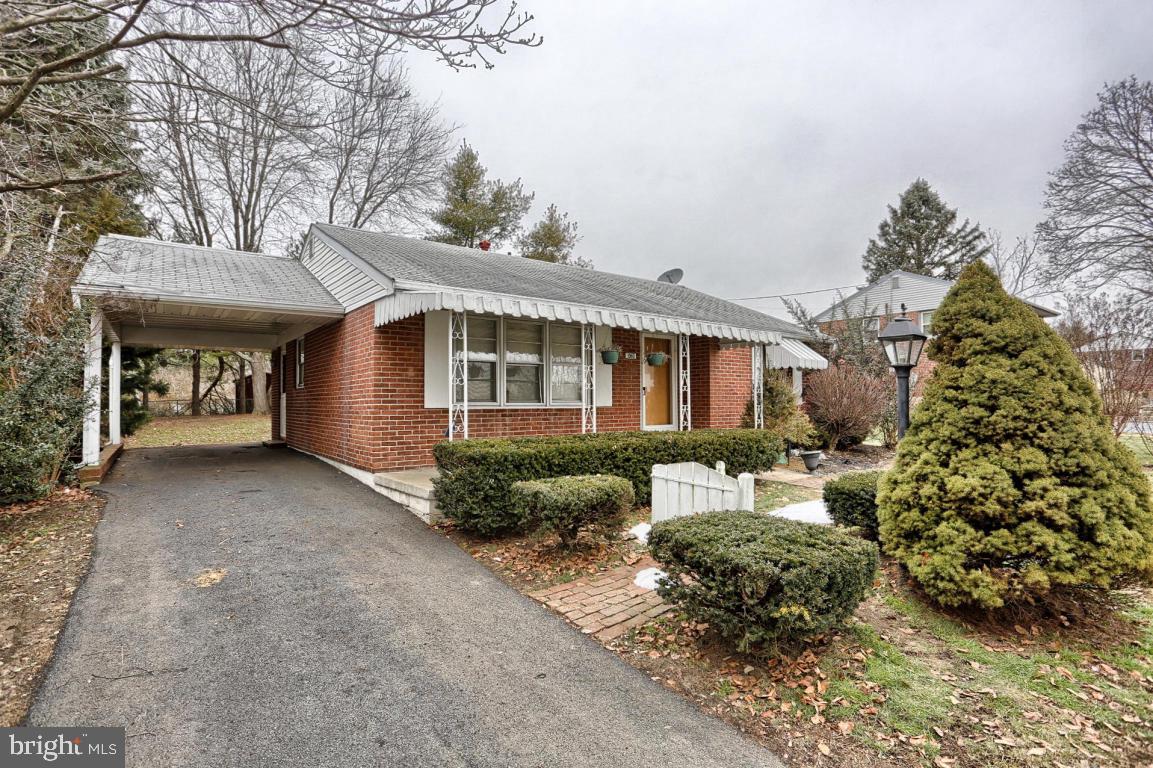 1903 Wabank Road Lancaster, PA 17603 - Photo 2 of 17 Gallery Image 2