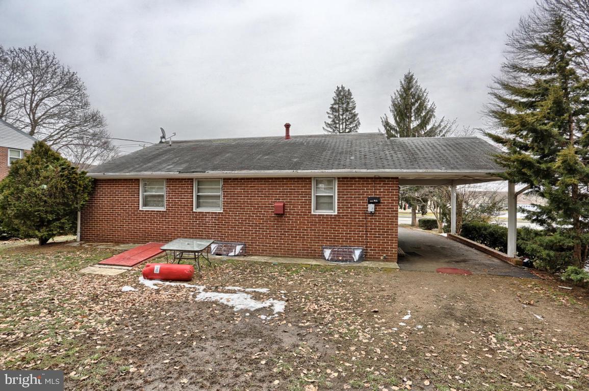 1903 Wabank Road Lancaster, PA 17603 - Photo 3 of 17 Gallery Image 3