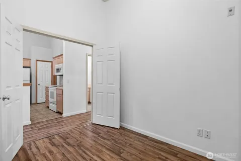 $350,000 | 8023 Custer Road Southwest, Unit B6, Lakewood, WA 98499