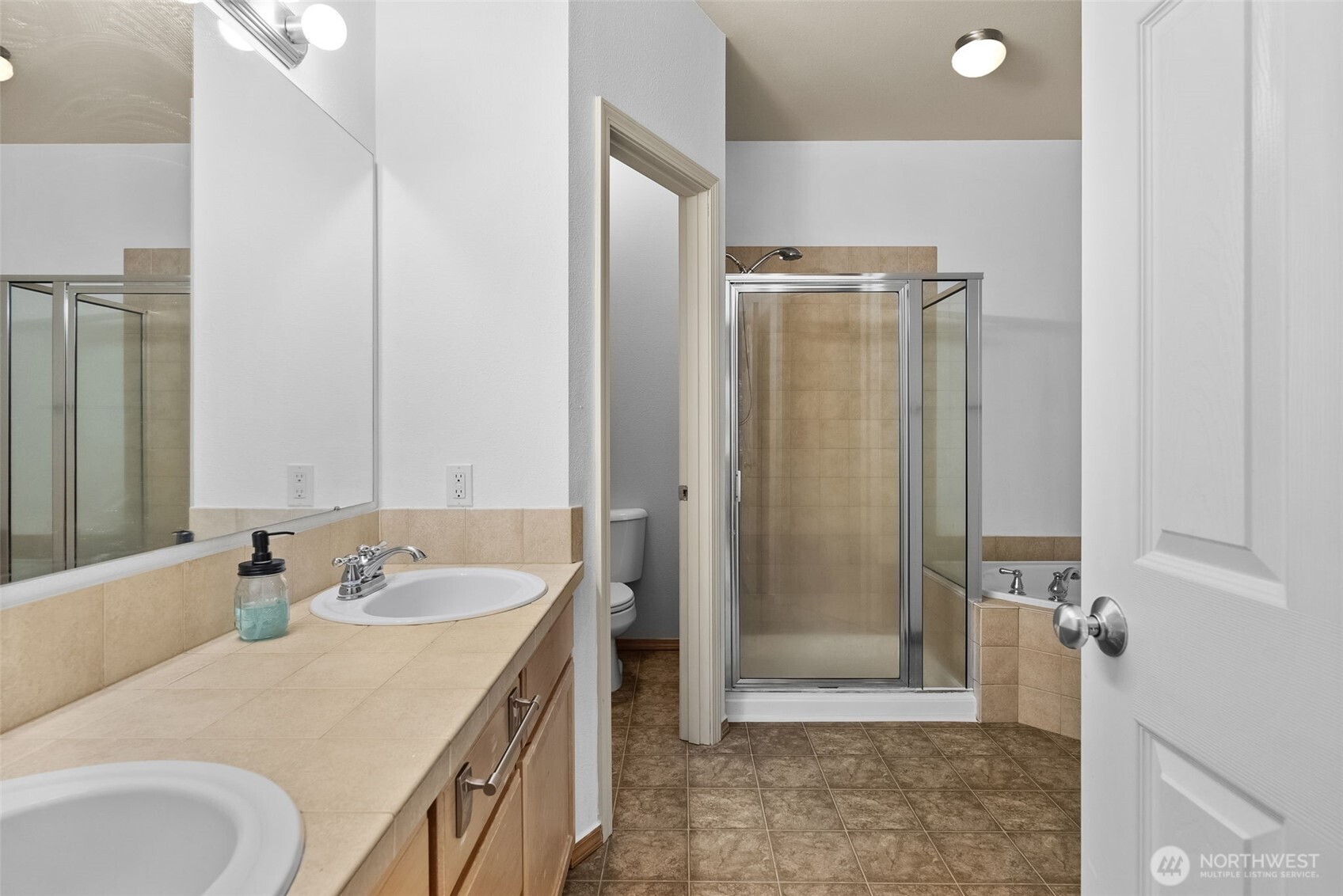 8023 Custer Road Southwest, Unit B6 Lakewood, WA 98499 - Photo 23 of 40