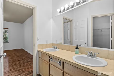 $350,000 | 8023 Custer Road Southwest, Unit B6, Lakewood, WA 98499